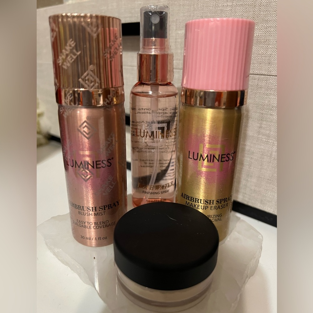 New & sealed Luminess Airbrush Blush Makeup Set